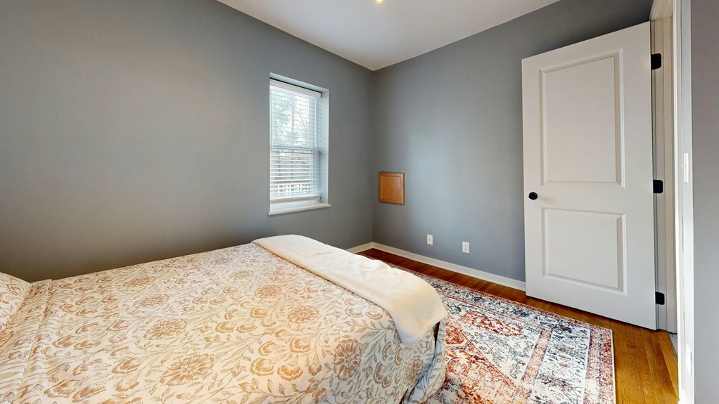 double bedroom housing status