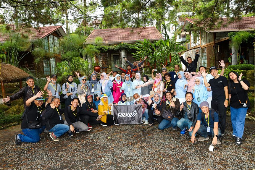 friendship dynamics between genders