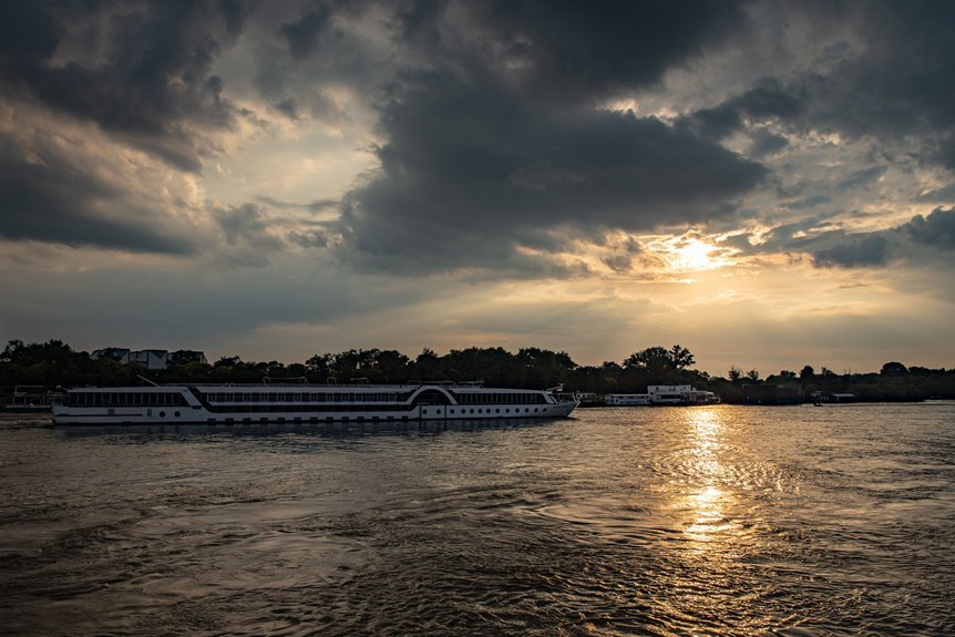 scenic river cruise journeys